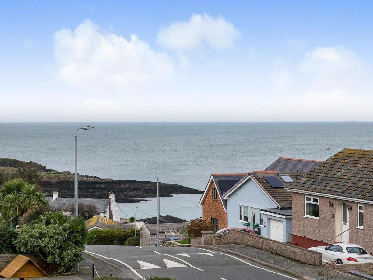 Pass The Keys Modern Coastal Home In Bull Bay Amlwch Екстериор снимка