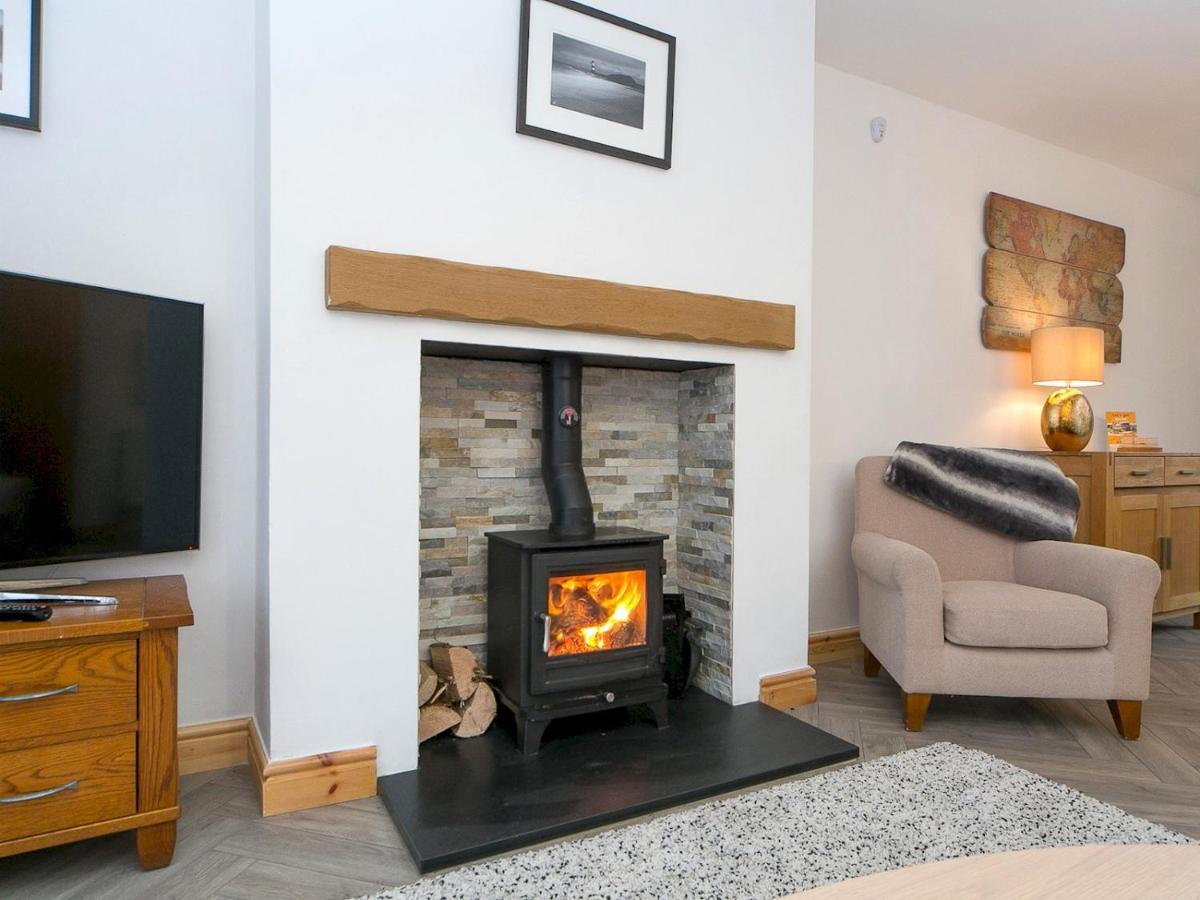 Pass The Keys Modern Coastal Home In Bull Bay Amlwch Екстериор снимка