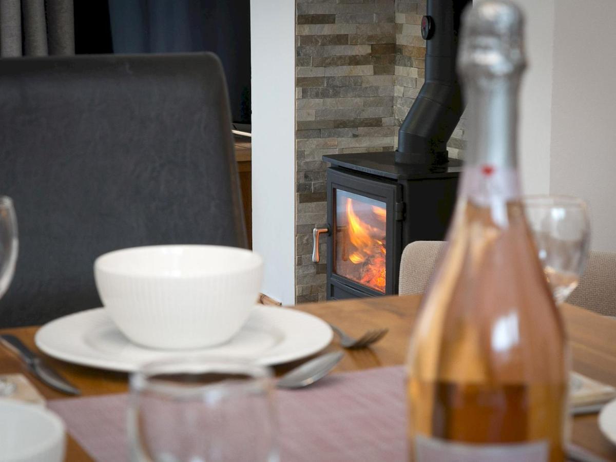 Pass The Keys Modern Coastal Home In Bull Bay Amlwch Екстериор снимка