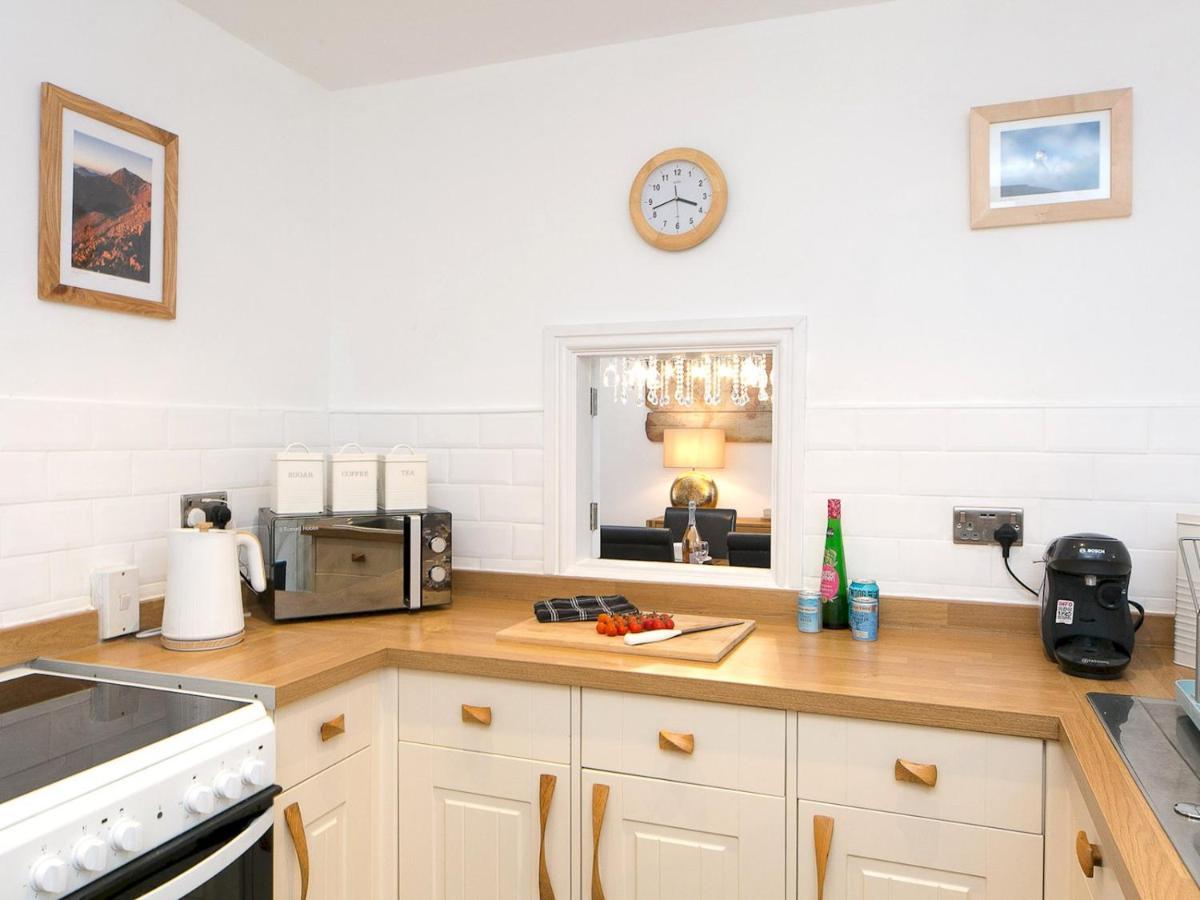 Pass The Keys Modern Coastal Home In Bull Bay Amlwch Екстериор снимка